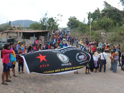 Tras ataques armados que desplazaron pueblos de Chilapa de Álvarez, 9 alcaldes abandonan Mesa de Paz