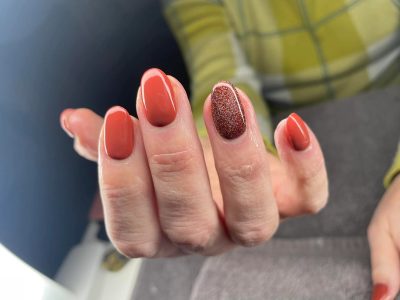 Nail Art: 3 diseños de la nueva tendencia "canela" que es furor esta temporada