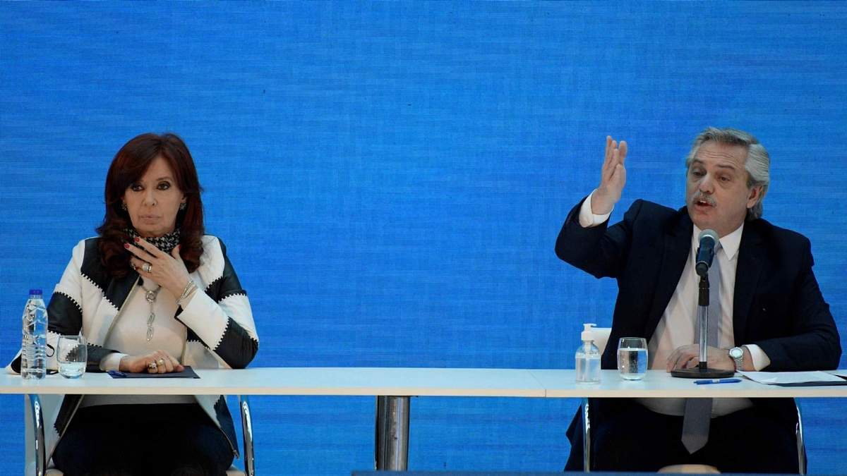 Alberto Fernández junto a Cristina Kirchner. Fuente: (Twitter)