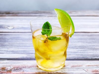 Ideal para los días de calor: secretos para preparar una limonada con menta y jengibre