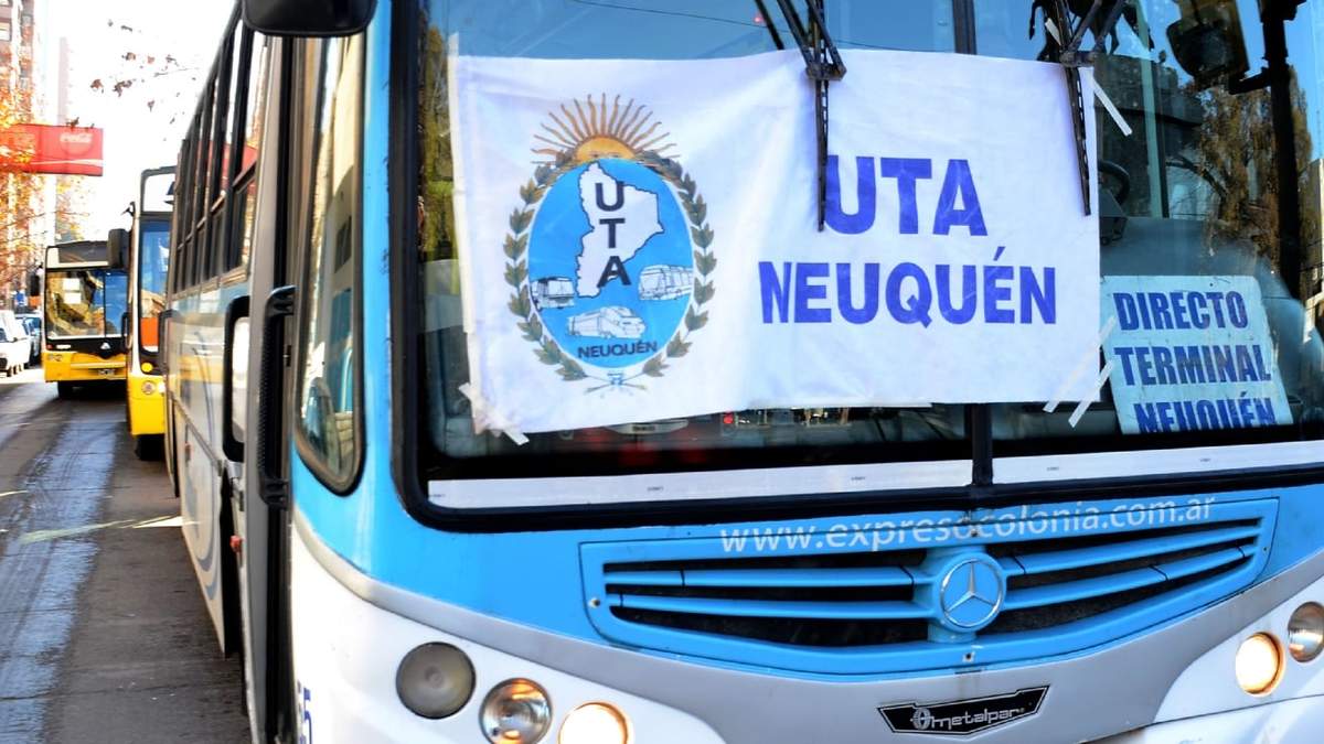 UTA Neuquén anunció un paro para este viernes. Fuente: (Twitter)