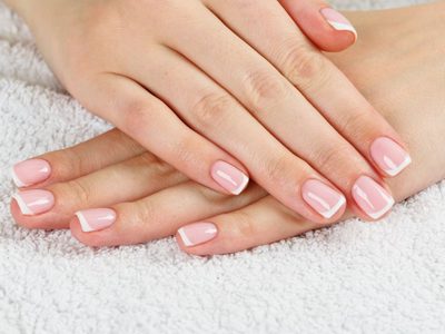Nail Art: regalale a mamá alguno de estos 5 fabulosos diseños de manicura francesa