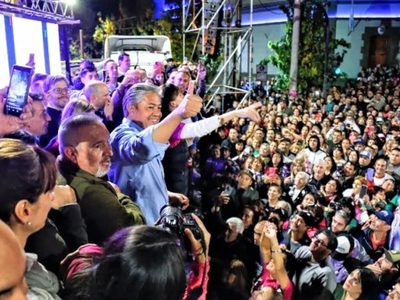 “Shock de acuerdos políticos”: la estrategia de Figueroa para derrotar al MPN