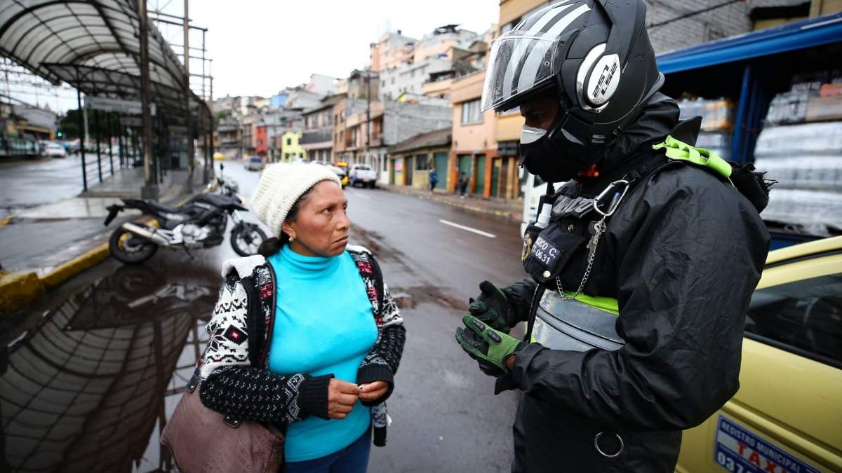 En Ecuador vigilan a la población a través de satélites. Fuente: (Twitter)