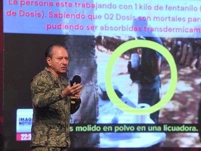 Marina y AMLO niegan reportaje sobre producción de fentanilo en México