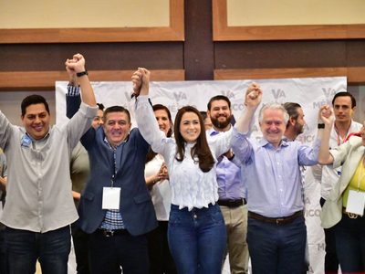 Dante Delgado cuestiona festejo de “Va por México”