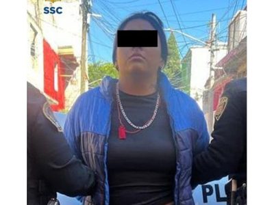 Tras consumir bebidas alcohólicas, mujer mata a golpes a una joven en Álvaro Obregón