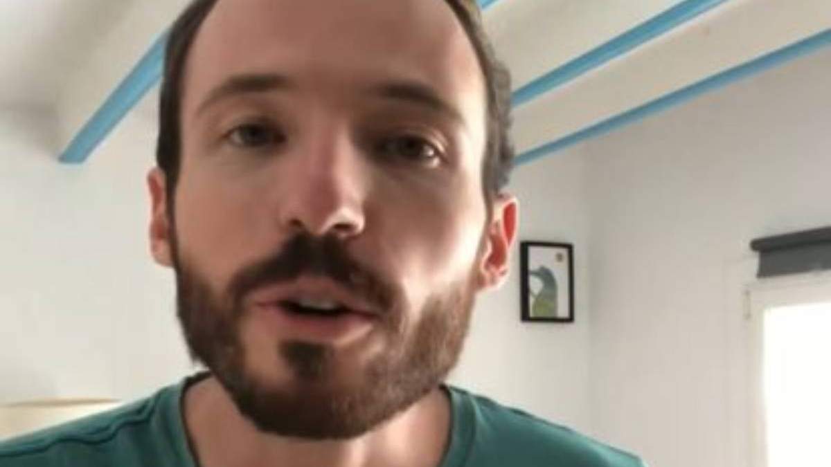 El cantautor poblano Jósean Log