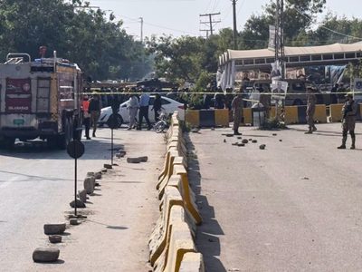 Al menos 12 muertos y 27 heridos en un ataque suicida ante una corte en la capital de Pakistán