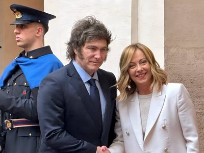 Milei inició en Roma su gira de diez días por Europa