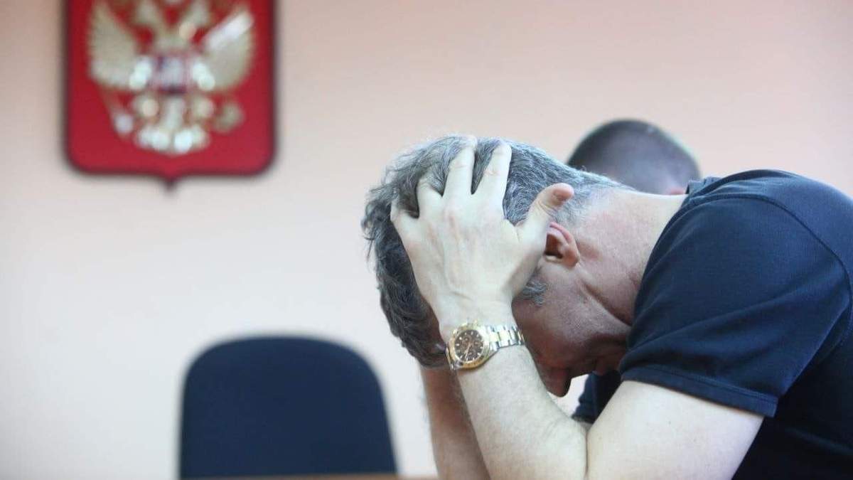 Yevgeni Roizman, el exalcalde de Ekaterimburgo durante su sentencia. Fuente: (Twitter)