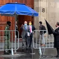 AMLO revela de qué habló con Slim durante tres horas
