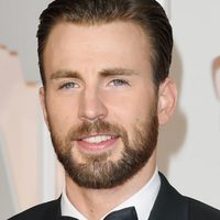 Chris Evans estrena su perfil en las redes y se suma a una campaña benéfica