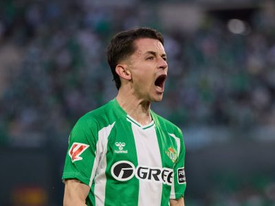 Álvaro Fidalgo anota gol en empate 2-2 del Betis vs. Sevilla (Video)