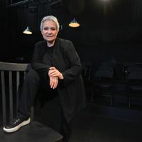 En plena actividad, la actriz Adriana Barraza celebra 50 años de carrera