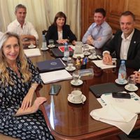 Tensión con los gobernadores: la coparticipación cayó 7,5% en enero por la baja de Ganancias