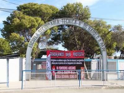 Denuncian otra agresión a maestros en secundaria de Coahuila; amenazan a alumnos de la UTT