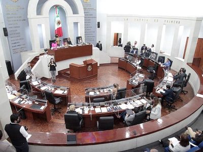 Dos iniciativas buscan reformar las reglas del juego para las elecciones de 2027 en SLP