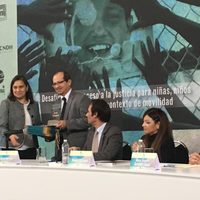 En medio de la tensión por la caravana, premian sentencia mexicana promigrante