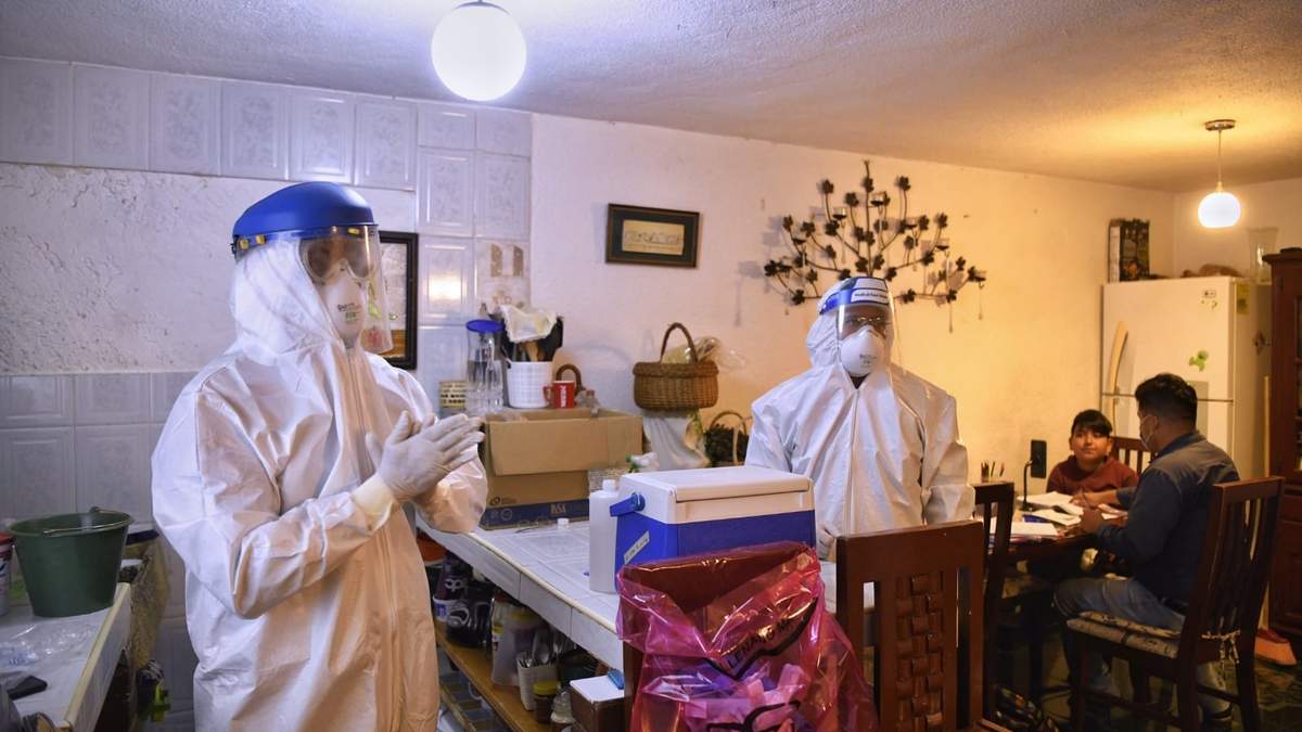 Brigadas médicas visitan domicilios en Xochimilco