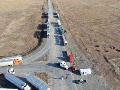 Tierra del Fuego está aislada: los camioneros chilenos sostienen el piquete