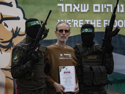 Hamás liberó a tres rehenes e Israel se quejó por su estado de salud