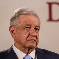 AMLO anuncia que se contagió de covid-19; Adán Augusto encabezará mañaneras