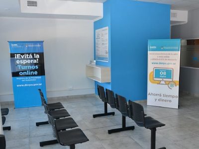 El único registro del automotor de La Angostura en pie de guerra contra el mercado inmobiliario