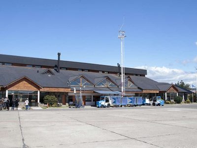 Turismo: San Martín de los Andes pide recuperar la conectividad aérea con Neuquén