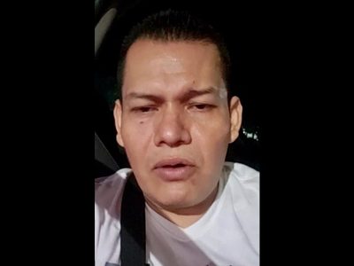 Balean al activista Julio César Acosta, de Resistencia Civil Apatzingán, en una transmisión en vivo