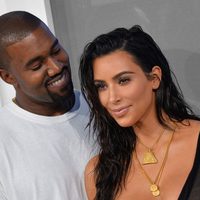 Kim Kardashian y Kanye West protagonizan una foto que desató más 12 mil comentarios