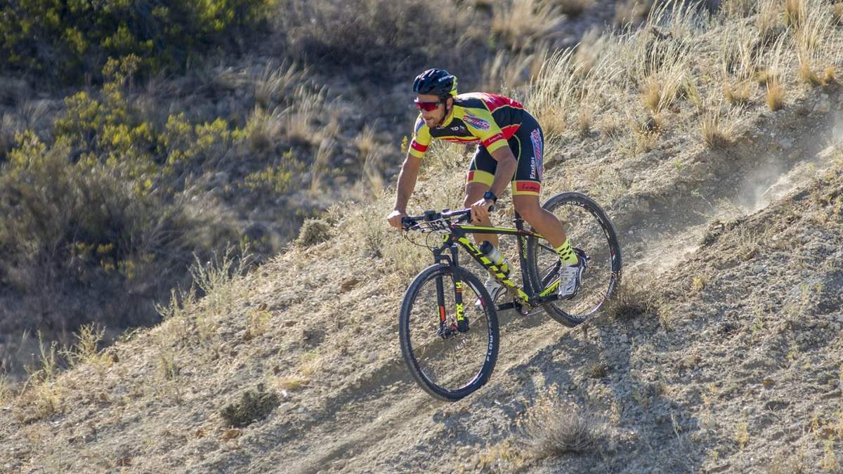 Ciclista en movimiento. Fuente: (Twitter)