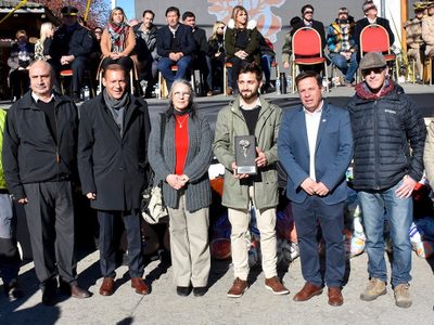Con nuevas obras y aportes de Provincia, Villa La Angostura festejó sus 90 años