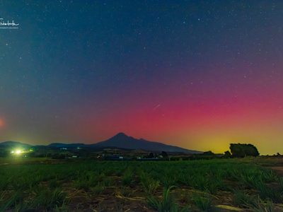 Tormenta solar genera auroras boreales en México (Fotos)