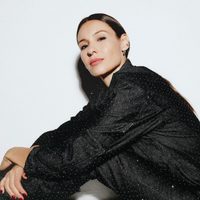 Básico y seguro: los dos clásicos e imprescindibles de Pampita para este otoño