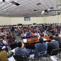 La CNTE levanta bloqueos, pero mantiene paro y diálogo con el gobierno de Michoacán