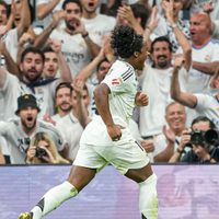 Endrick marca en su debut y Real Madrid vence 3-0 a Valladolid