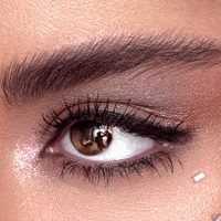 Maquillate como una experta: el truco fácil para lograr cejas definidas que te rejuvenecen al instante