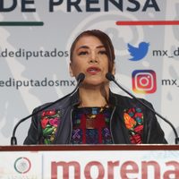 Diputada de Morena rechaza los nuevos libros de texto y pide frenar su reparto (Video)