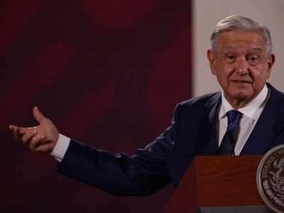 AMLO planea dar un tour por el sureste del país al CEO de BlackRock