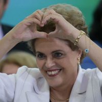 Acusa Rousseff a su vicepresidente de conspirar contra ella