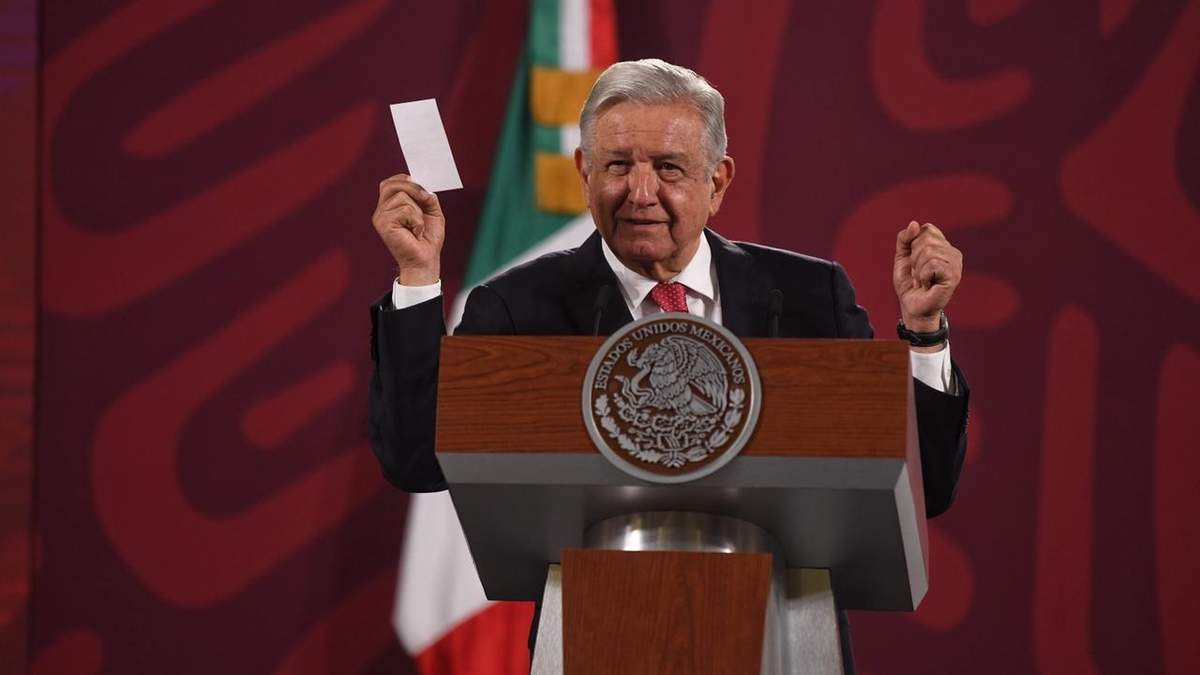 El mandatario en la conferencia matutina en Palacio Nacional
