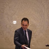 Arturo Herrera anuncia medidas para 'darle un empujoncito” a la economía