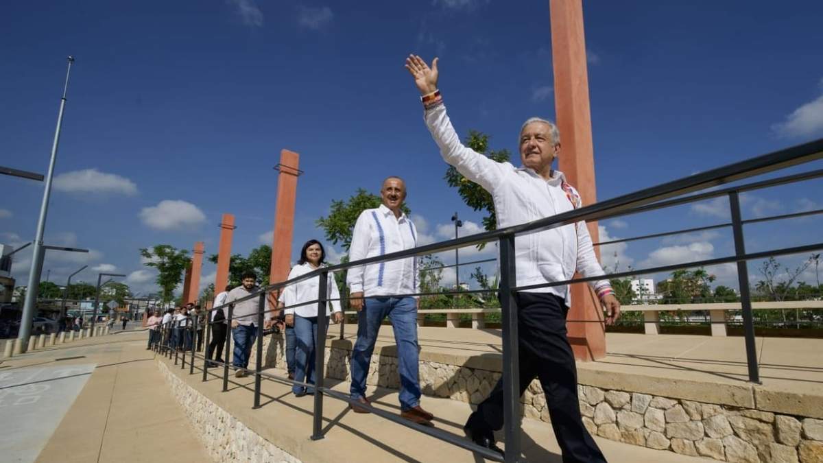 Obra del malecón en río Grijalva