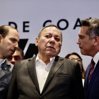 "Ya nos comprometimos con los militares": esto dijo Alito a Marko Cortés y Jesús Zambrano en privado