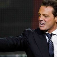 ¿Qué se hizo? Luis Miguel se ha inyectado botox y no puede ni abrir los ojos ¡Irreconocible!