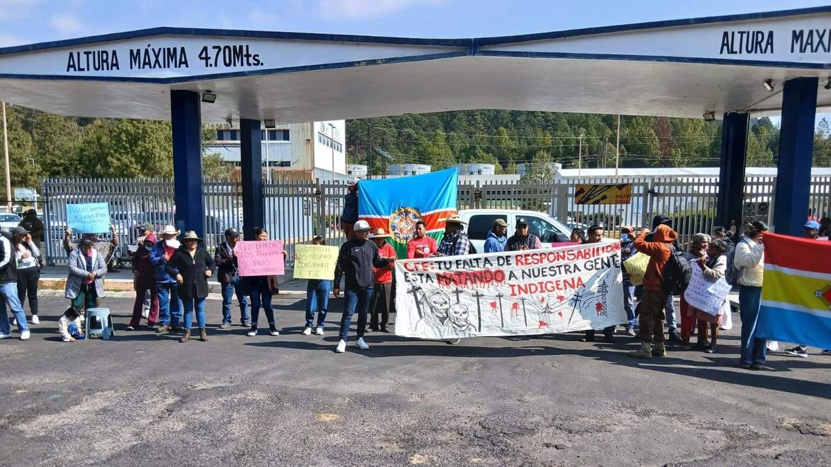 Comunidades indígenas toman la geotermoeléctrica "Los Azufres" y cinco carreteras federales por daños al medio ambiente y a la salud
