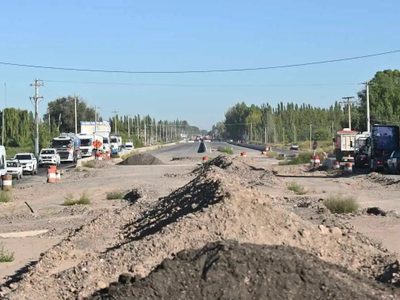 Concejales de Juntos reclaman por el mal estado de la Ruta 22 en Roca
