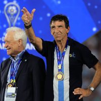En medio de la consagración: Gustavo Costas le envió un mensaje a los críticos de Racing