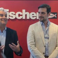 Atraída por el boom de Vaca Muerta, la empresa alemana Fischer decidió invertir en la capital de Neuquén